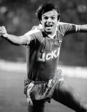 Стойчо Младенов