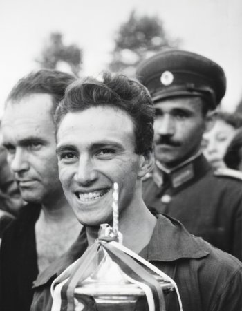 Нако Чакмаков