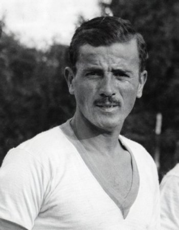 Никола Калдаръмов