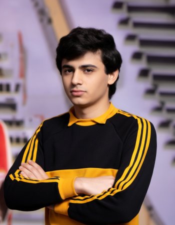 Маври  Янев