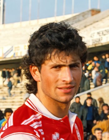 Калин Банков