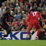 Гийом Да Зади получава топката пред очите на Хосеми — Източник: cska.bg