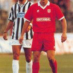 ЦСКА - Ювентус 3:2. Филип Филипов пази Фабрицио Раванели —