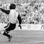 Черноморец - ЦСКА 2:3. Топката влиза във вратата на Дражо Стоянов — Източник: Zhecho Planinski